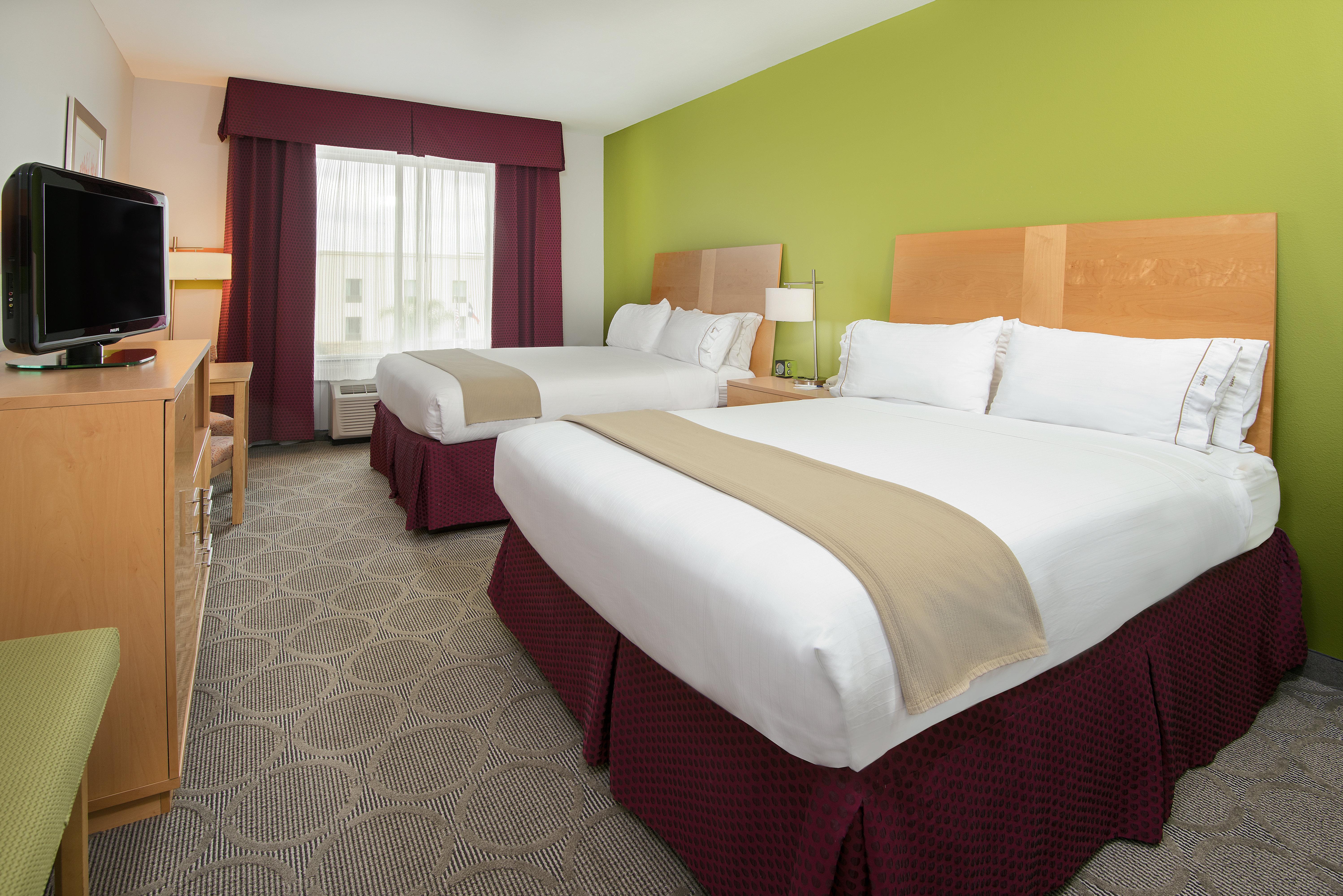 Holiday Inn Express Hotel & Suites Clute-Lake Jackson By Ihg מראה חיצוני תמונה