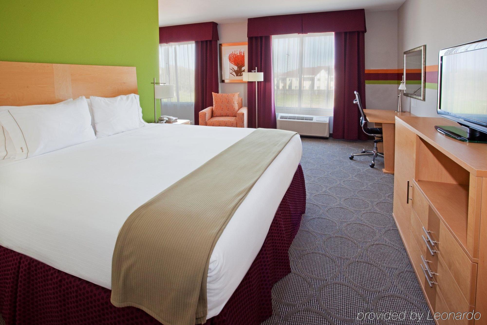 Holiday Inn Express Hotel & Suites Clute-Lake Jackson By Ihg מראה חיצוני תמונה